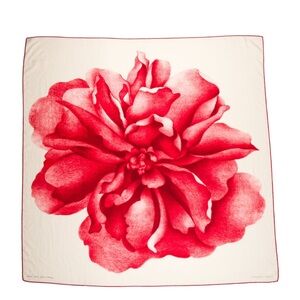 HERMES 'UNE ROSE POUR
ALMA' CASHMERE SILK 140 shawl. Sold out